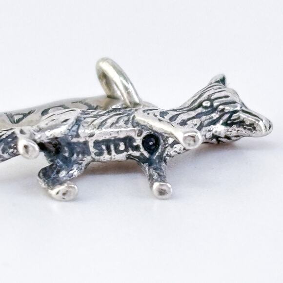 Vintage Sterling Silver 925 Idaho Wolf Charm Pendant - Picture 4 of 6